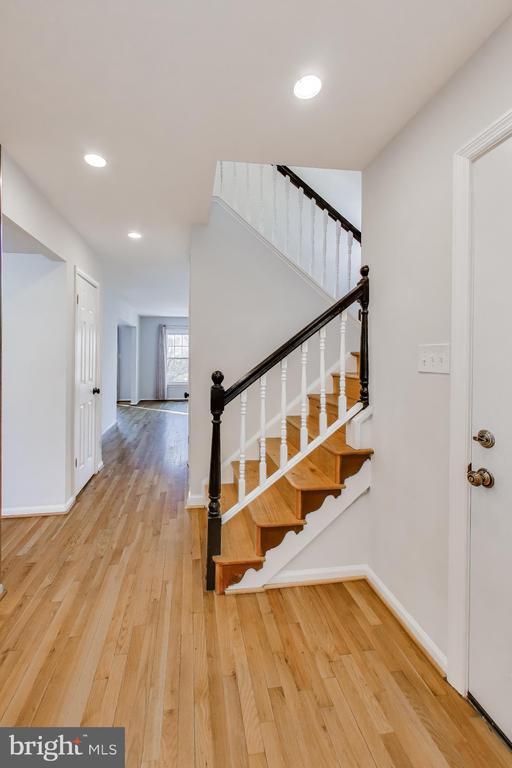 property at 22 Shagbark Ct