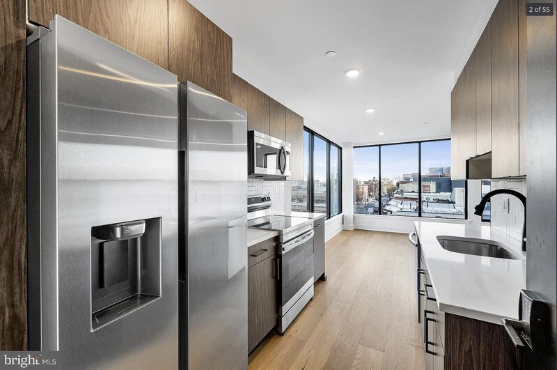 1800 W Girard Ave in Philadelphia, PA - Building Photo