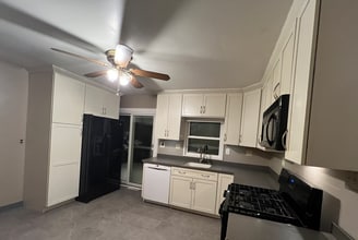 31 Perimeter Rd in Whitesboro, NY - Building Photo - Building Photo