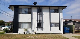 901 Carob Way in Montebello, CA - Building Photo