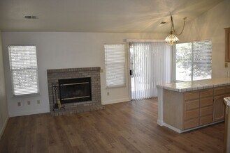 8509 El Lindo Ct in Antelope, CA - Building Photo - Building Photo