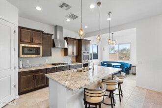 10812 E Tesla Ave in Mesa, AZ - Building Photo - Building Photo