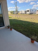 632 Taylor Grvs St in Lake Wales, FL - Foto de edificio - Building Photo