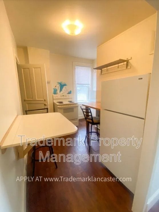 517 W James St in Lancaster, PA - Building Photo - Building Photo