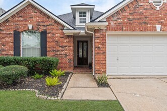 13009 Castlewind Ln in Pearland, TX - Building Photo - Building Photo