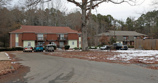 201-205 E Ransom St in Fuquay Varina, NC - Building Photo - Building Photo