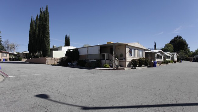 34111 Wildwood Canyon Rd in Yucaipa, CA - Building Photo - Building Photo
