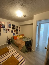 1201 Clement St, Unit Apartment E in Radford, VA - Foto de edificio - Building Photo