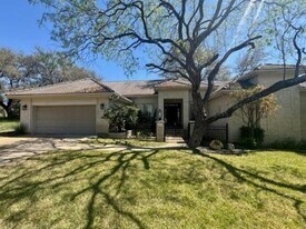 407 Quick Silver in Horseshoe Bay, TX - Building Photo