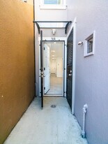 38 Miriam St, Unit A in Daly City, CA - Building Photo