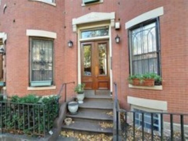 124 Chandler St, Unit Garden