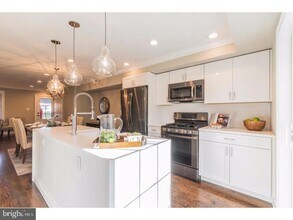 416 Hannum Ave in West Chester, PA - Building Photo - Building Photo
