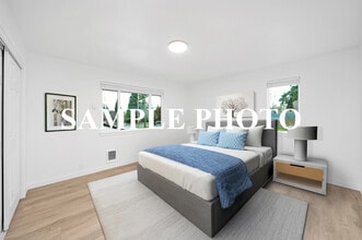 Pine Grove in Portland, OR - Foto de edificio - Building Photo