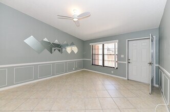 7914 SE Villa Cir in Hobe Sound, FL - Building Photo - Building Photo