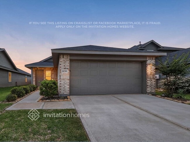 property at 18739 Mercer Fls Dr