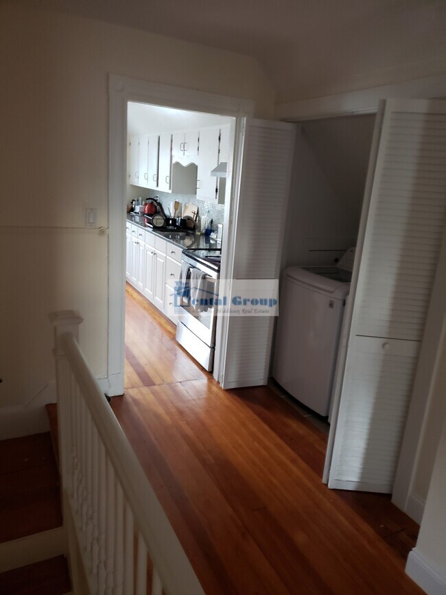 97 Massachusetts Ave, Unit 3 in Arlington, MA - Building Photo - Building Photo