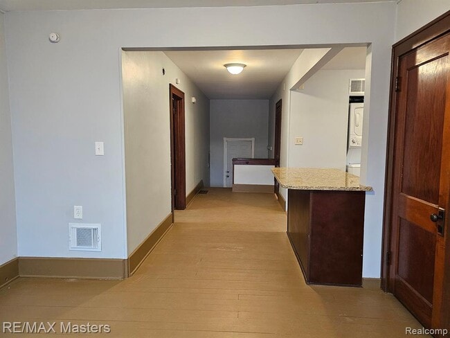 437 N Monroe St, Unit B in Monroe, MI - Building Photo - Building Photo