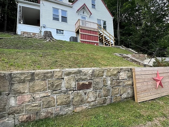 600 Nicholas St in Bluefield, WV - Building Photo - Building Photo
