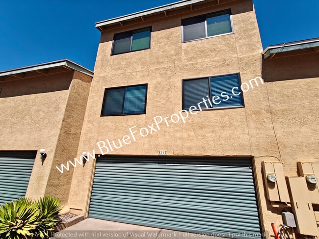 3117 E Oasis De Palmeras in Tucson, AZ - Building Photo - Building Photo