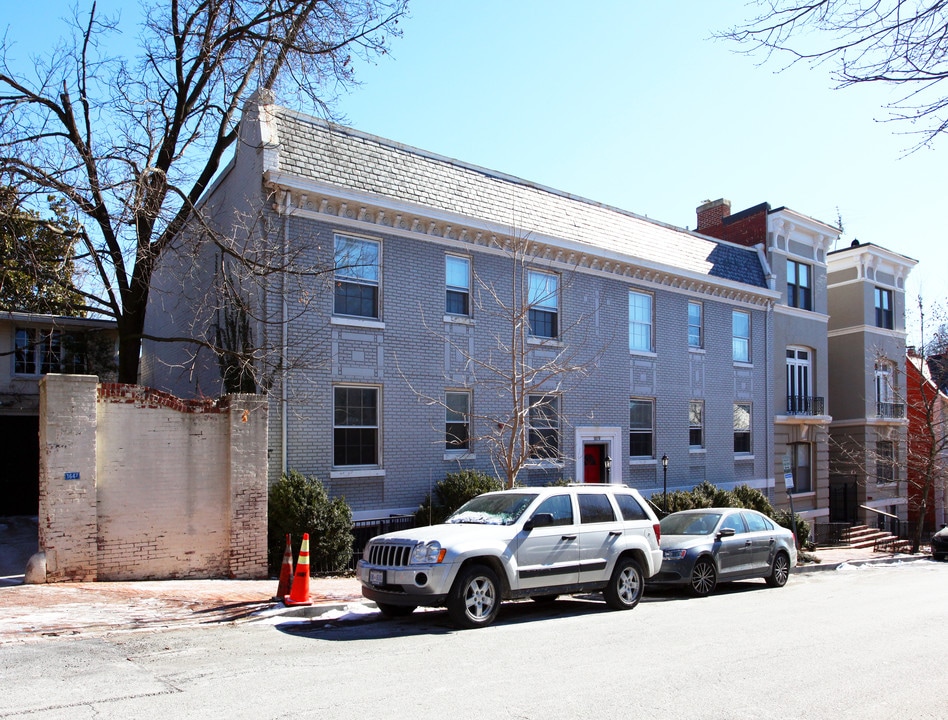 1619 30th St NW in Washington, DC - Foto de edificio