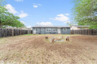 2316 47th St in Lubbock, TX - Building Photo - Building Photo