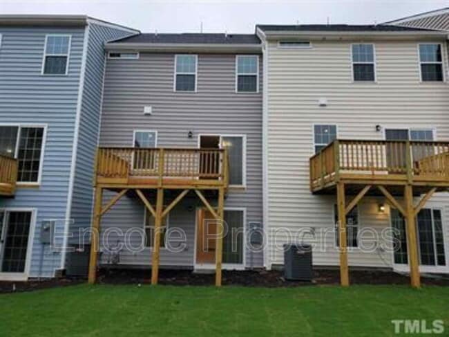 388 Amber Acorn Ave in Raleigh, NC - Building Photo - Building Photo