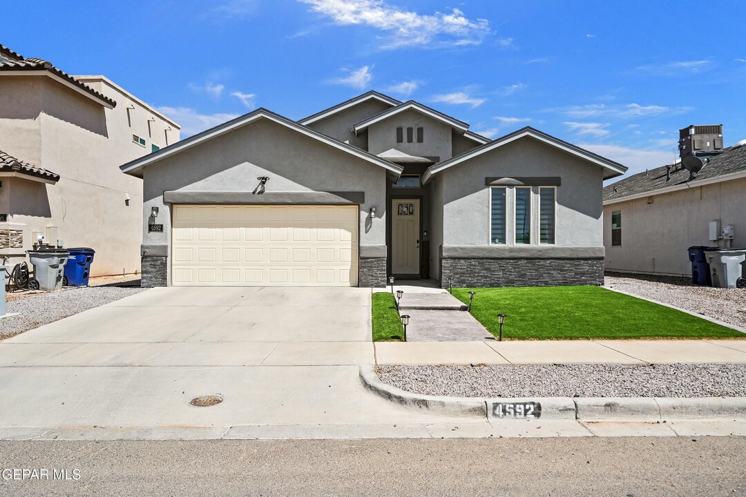 4592 Marisabel Azcarate St in El Paso, TX - Building Photo