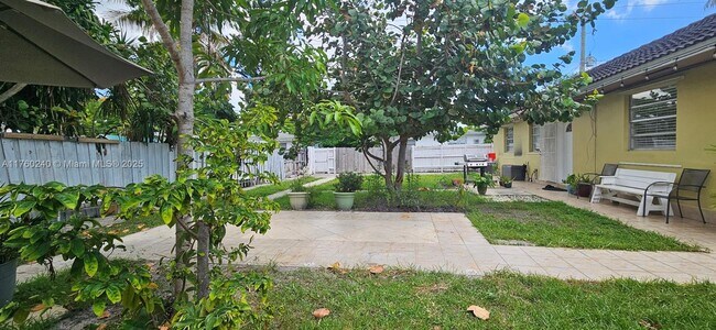 property at 1625 Rodman St
