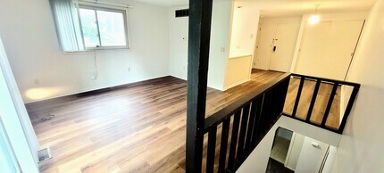 2024 Summit St in Columbus, OH - Building Photo - Building Photo