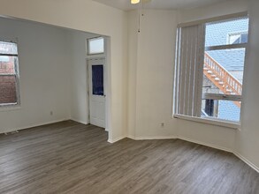 3525 W Fullerton Ave in Chicago, IL - Building Photo - Building Photo