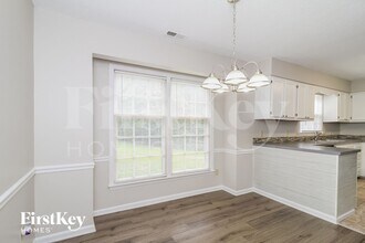 7052 Avenbury Cir in Kernersville, NC - Building Photo - Building Photo