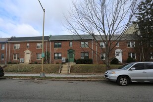 1810 C St SE in Washington, DC - Building Photo