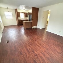 6321 Cooper Rd in Lansing, MI - Building Photo - Building Photo