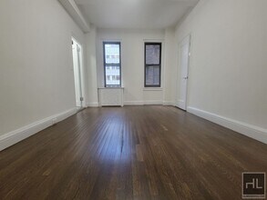 EAST 46 STREET in New York, NY - Building Photo - Building Photo