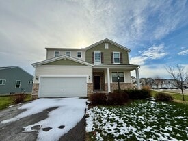 1451 Kelci Jayne Dr in Pataskala, OH - Building Photo