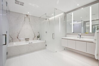 2241 SE 17th St in Fort Lauderdale, FL - Building Photo - Building Photo