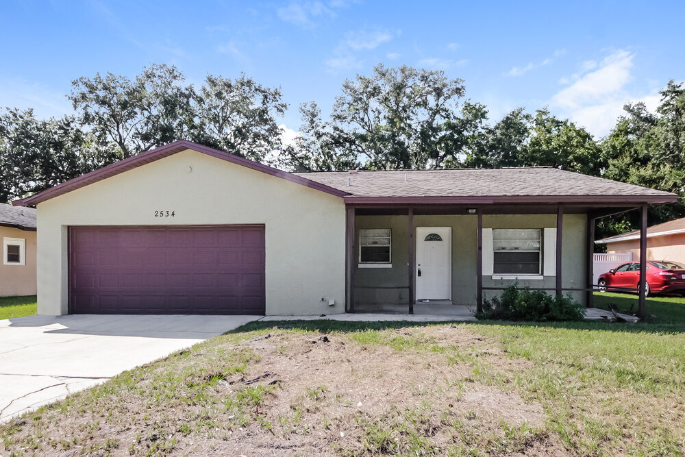 2534 Christine Dr in Kissimmee, FL - Building Photo