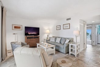 25710 Hickory Blvd in Bonita Springs, FL - Building Photo - Building Photo