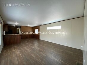 300 N 13th St in Saratoga, WY - Building Photo - Building Photo