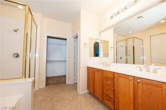 11768 Del Sur Ave in Las Vegas, NV - Building Photo - Building Photo