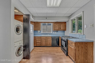176 Johnson St in Pittston, PA - Building Photo - Building Photo