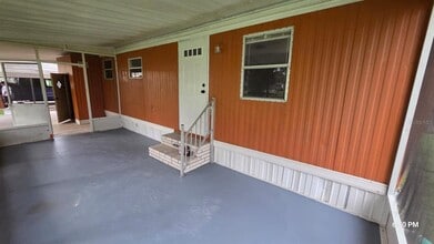 38551 Daughtery Rd in Zephyrhills, FL - Building Photo - Building Photo