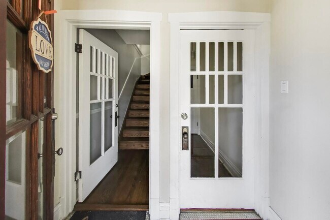 3837 N Sawyer Ave in Chicago, IL - Building Photo - Building Photo