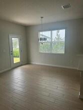 564 POTHOS St in Apopka, FL - Foto de edificio - Building Photo