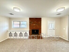 5312 S Yorktown Ave in Tulsa, OK - Building Photo - Building Photo