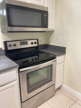 900 S Peninsula Dr in Daytona Beach, FL - Building Photo - Building Photo