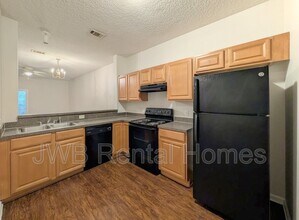 7899 Melvin Rd in Jacksonville, FL - Building Photo - Building Photo