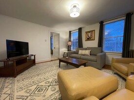 1 Norwood Ave, Unit Unit C in Camden, ME - Building Photo