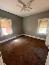 798 Alhambra Rd in Cleveland, OH - Building Photo - Building Photo