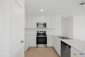 3326 Noir Ln in New Braunfels, TX - Building Photo - Building Photo